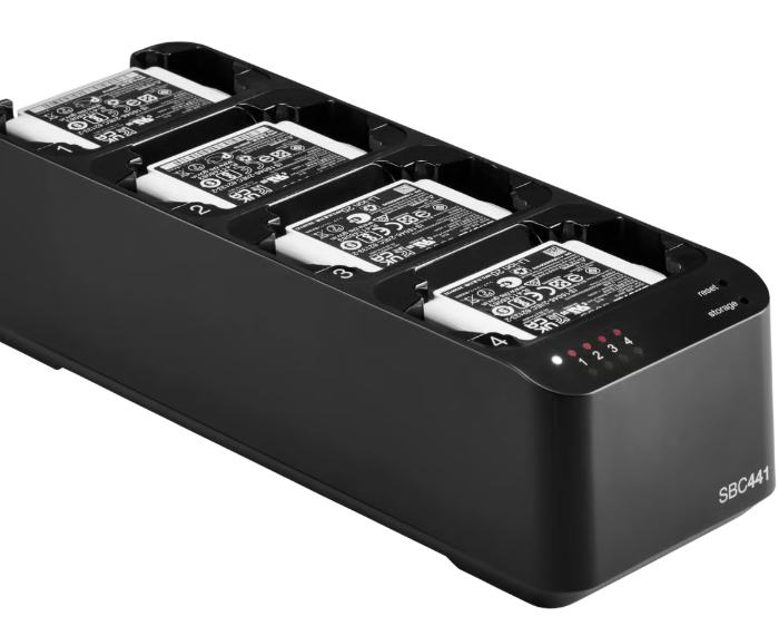4-BAY CHARGER FOR ADXR, NO PWR SUP SBC441